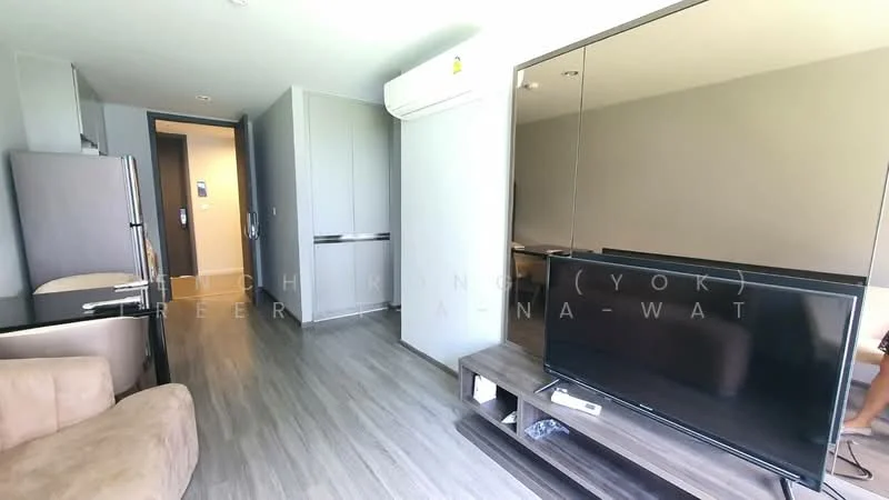 2 Bedroom condo in IDEO Mobi Sukhumvit 40
