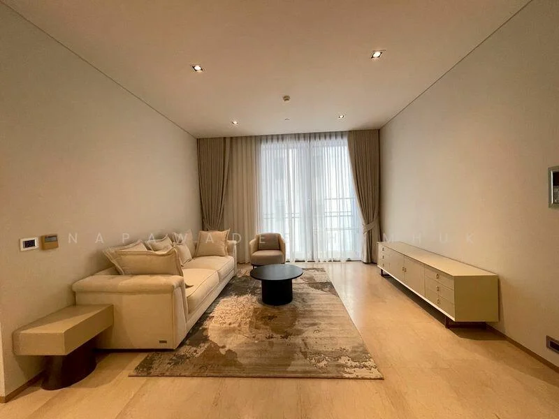 2 Bedroom condo in Saladaeng Residences