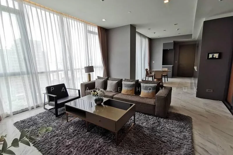 2 Bedroom condo in The Monument Thonglor