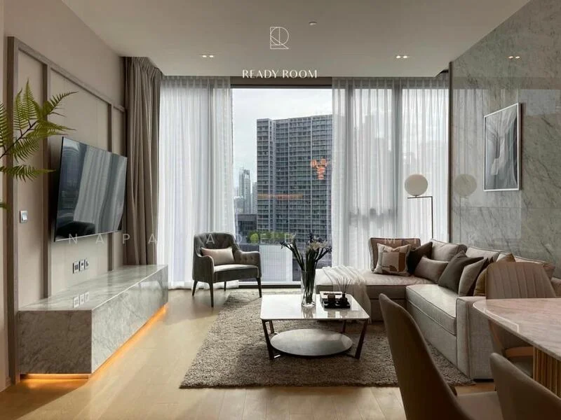 2 Bedroom condo in The Strand Thonglor