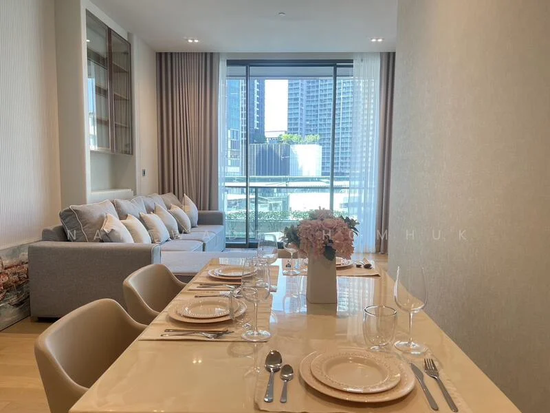 2 Bedroom condo in The Strand Thonglor
