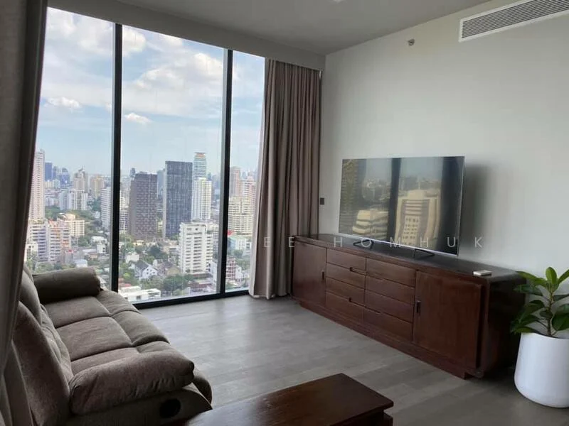 3 Bedroom condo in Celes Asoke