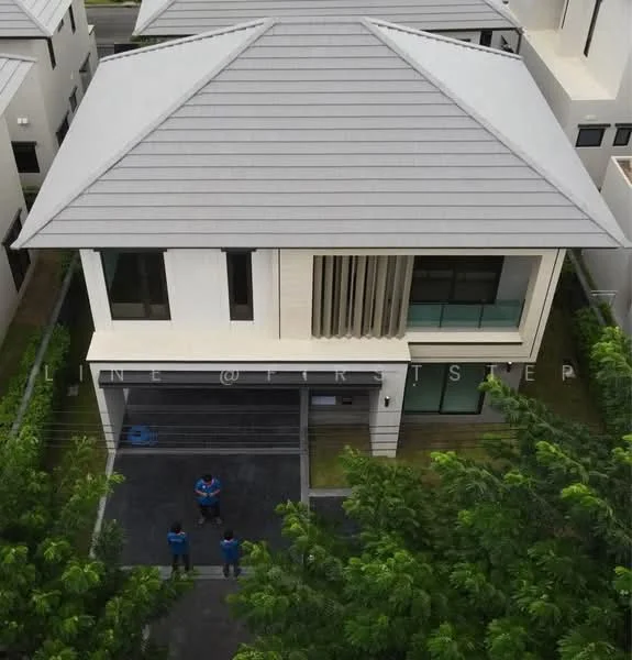 4 Bedroom condo in Vivaldi Bangna