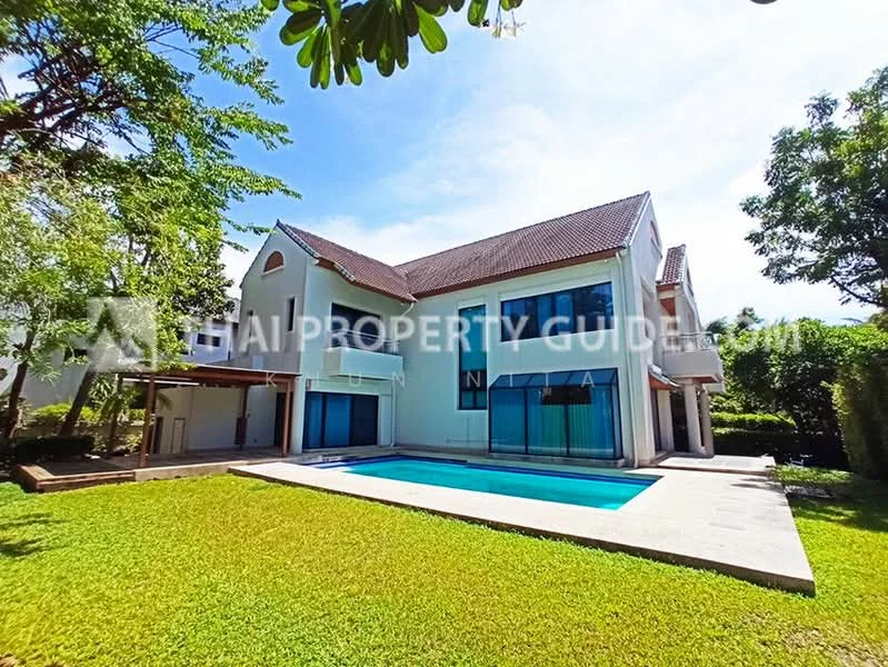 4 Bedroom condo in Nichada Thani