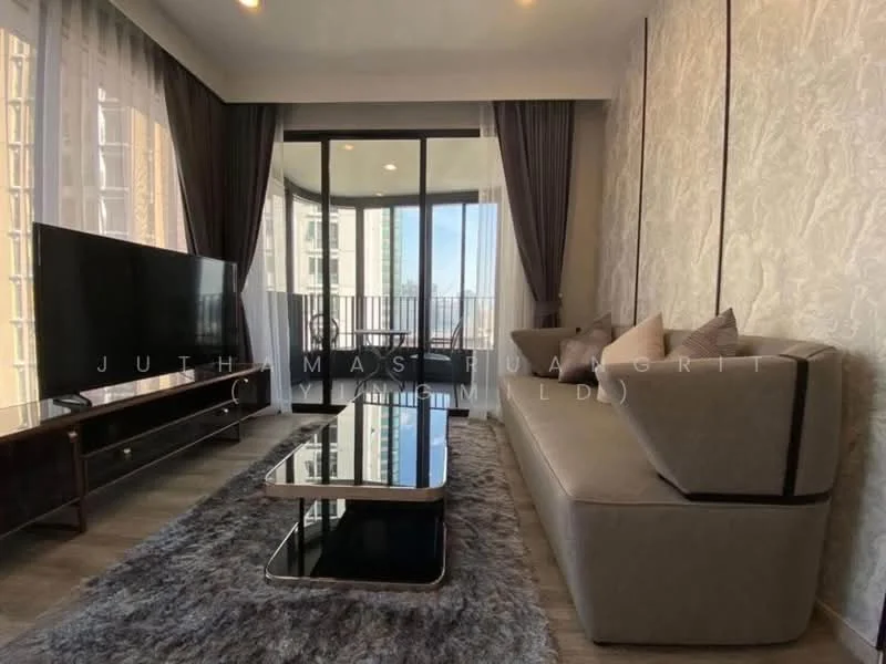 2 Bedroom condo in IDEO Mobi Asoke