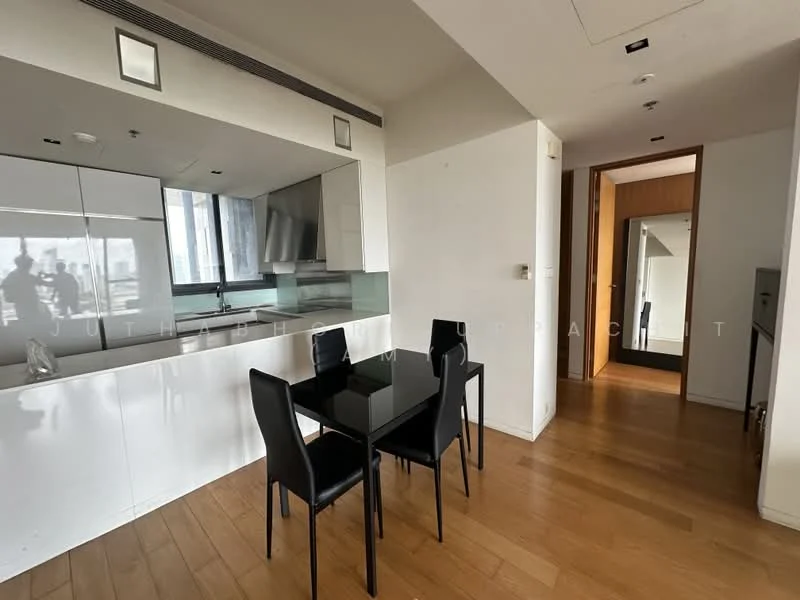 2 Bedroom condo in The Met Sathorn