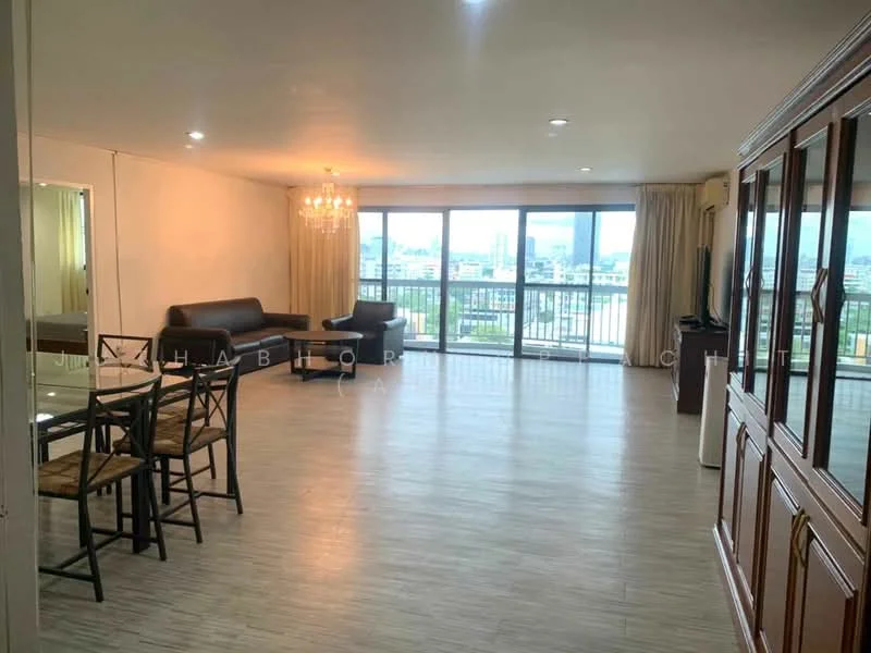 3 Bedroom condo in The Waterford Thonglor 11