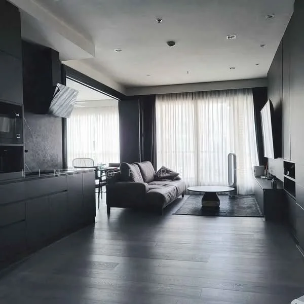 2 Bedroom condo in The Address Chidlom
