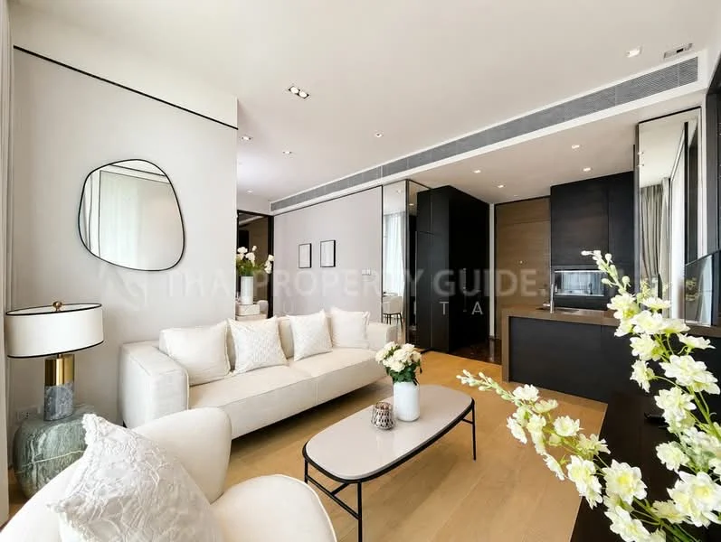 2 Bedroom condo in 28 Chidlom