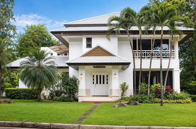 4 Bedroom condo in Nichada Thani