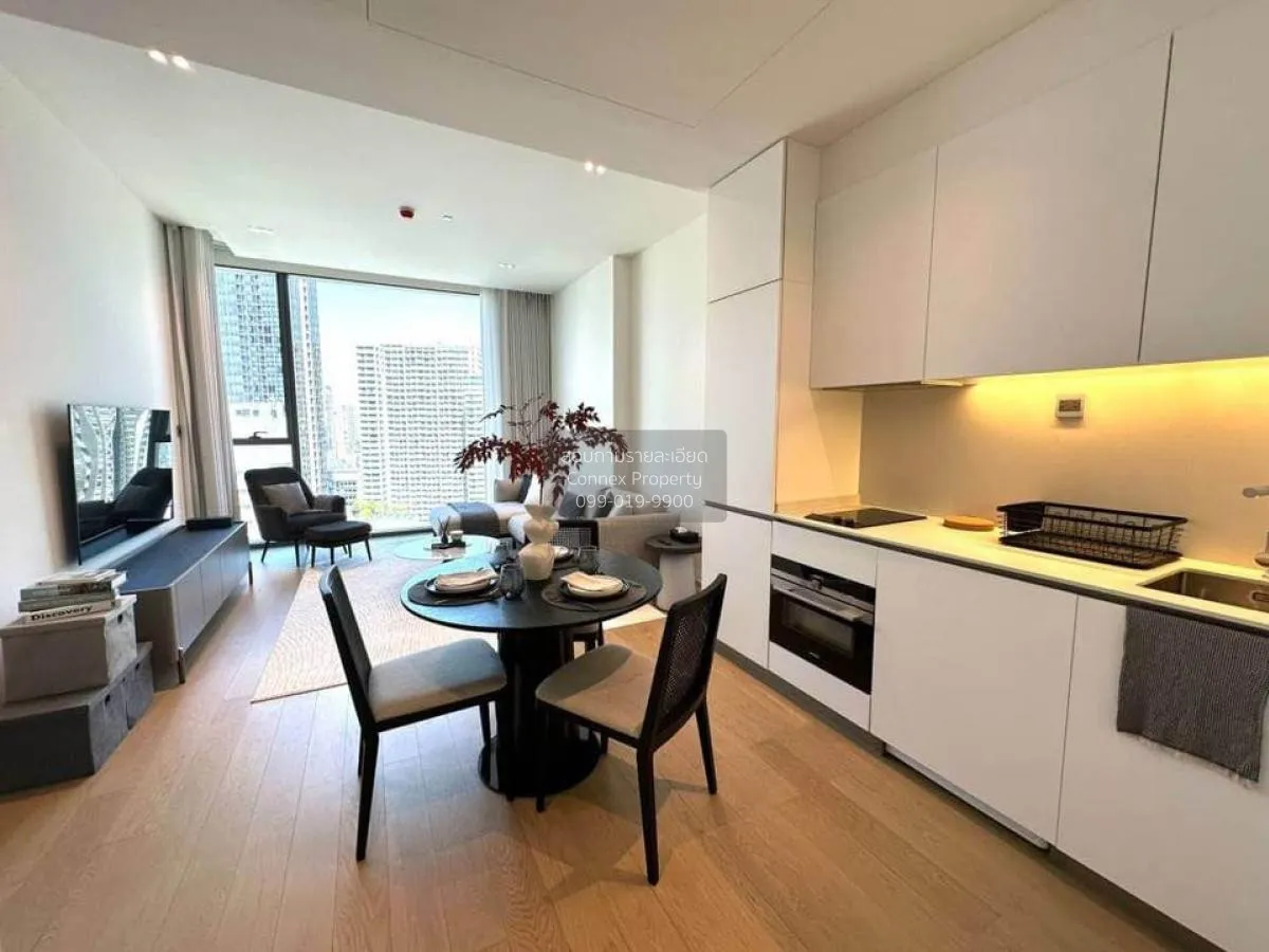 1 Bedroom condo in The Strand Thonglor