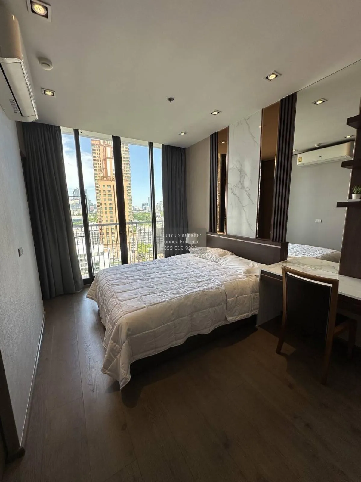 2 Bedroom condo in Park Origin Phrom Phong (Park 24)