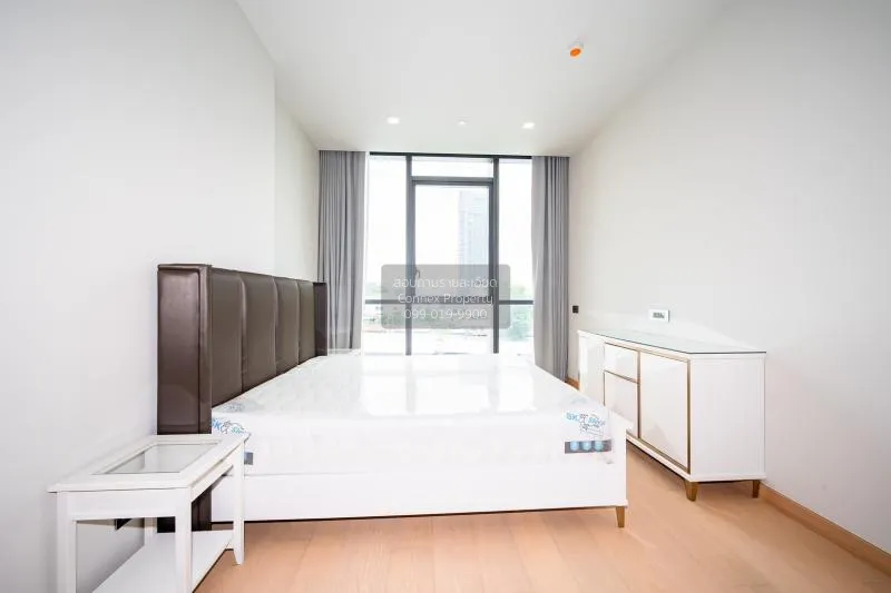 2 Bedroom condo in The Monument Thonglor
