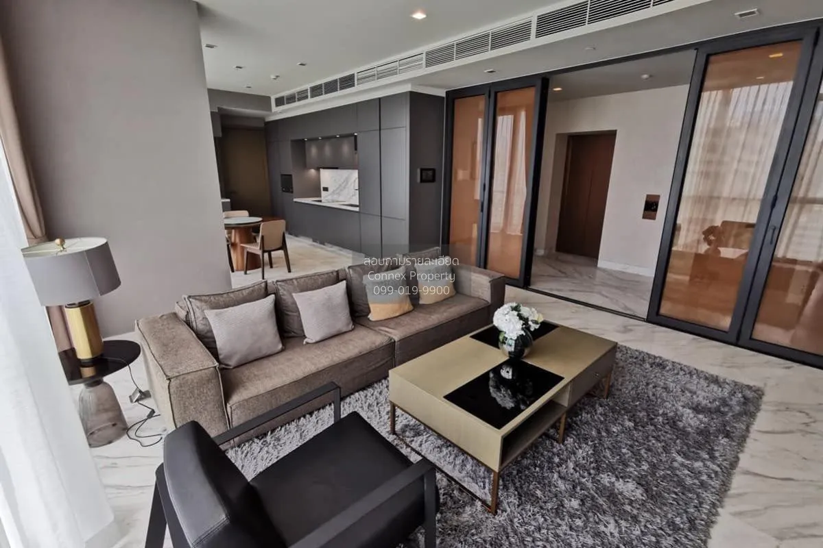 2 Bedroom condo in The Monument Thonglor