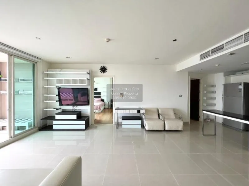 2 Bedroom condo in Watermark Chaophraya