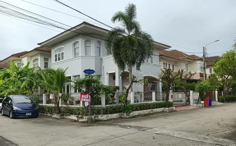 3 Bedroom condo in Lalin Greenville Rama 9-Onnuch-Suvannabhumi