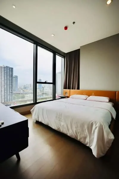 1 Bedroom condo in The Esse at Singha Complex