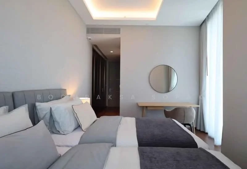 3 Bedroom condo in The Estelle Phrom Phong