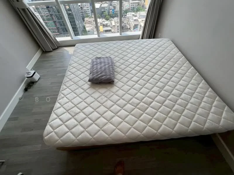 1 Bedroom condo in The Room Sathorn