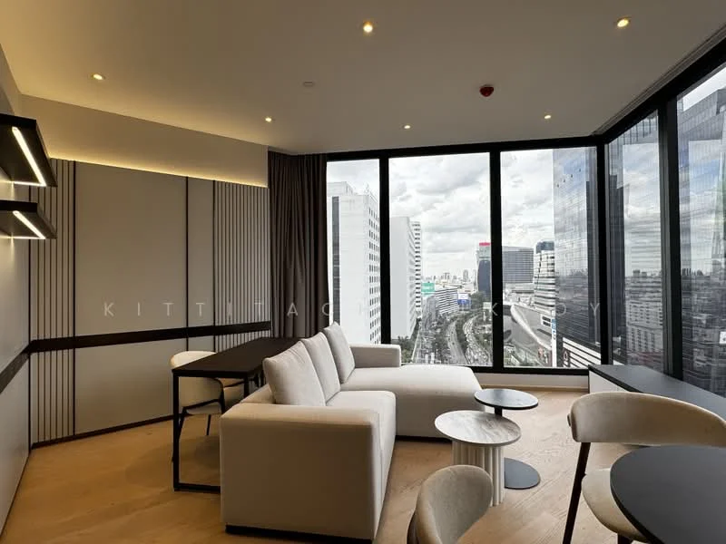 2 Bedroom condo in ASHTON Asoke-Rama 9