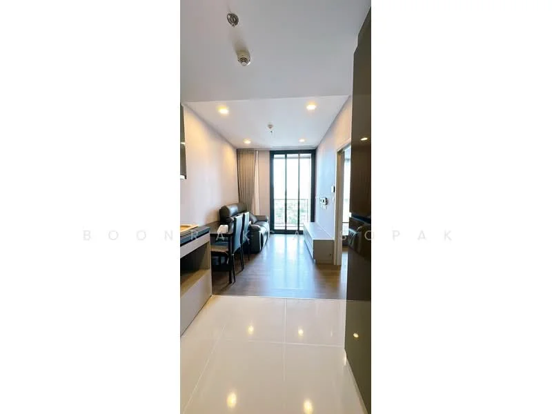 1 Bedroom condo in Oka Haus Sukhumvit 36