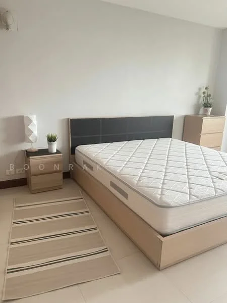 2 Bedroom condo in Fragrant 71
