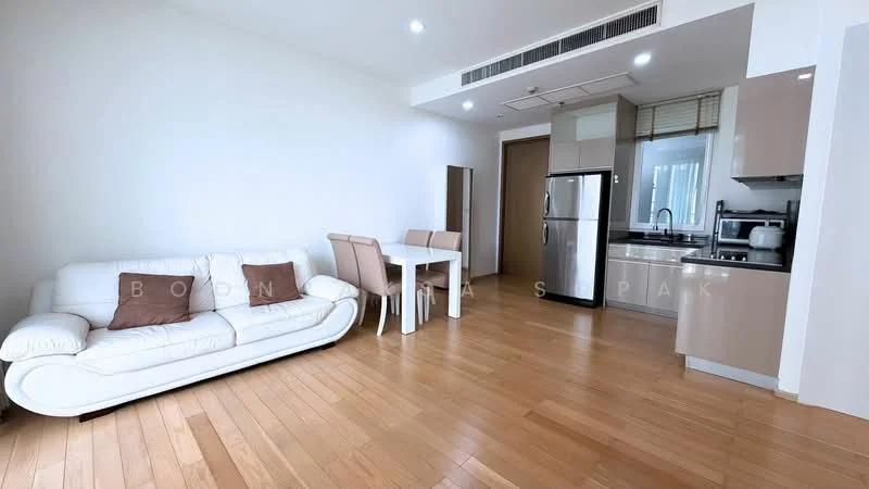 2 Bedroom condo in 39 by Sansiri
