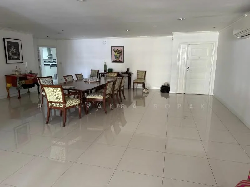 4 Bedroom condo in Kallista Mansion