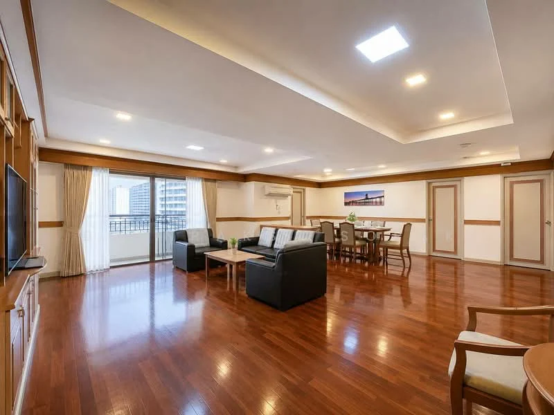 3 Bedroom condo in Grand 39 Tower