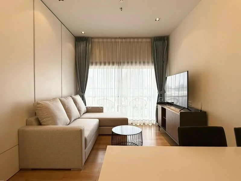 1 Bedroom condo in Circle Living Prototype