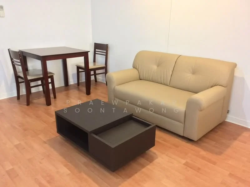 1 Bedroom condo in Lumpini Ville Ramkhamhaeng 44