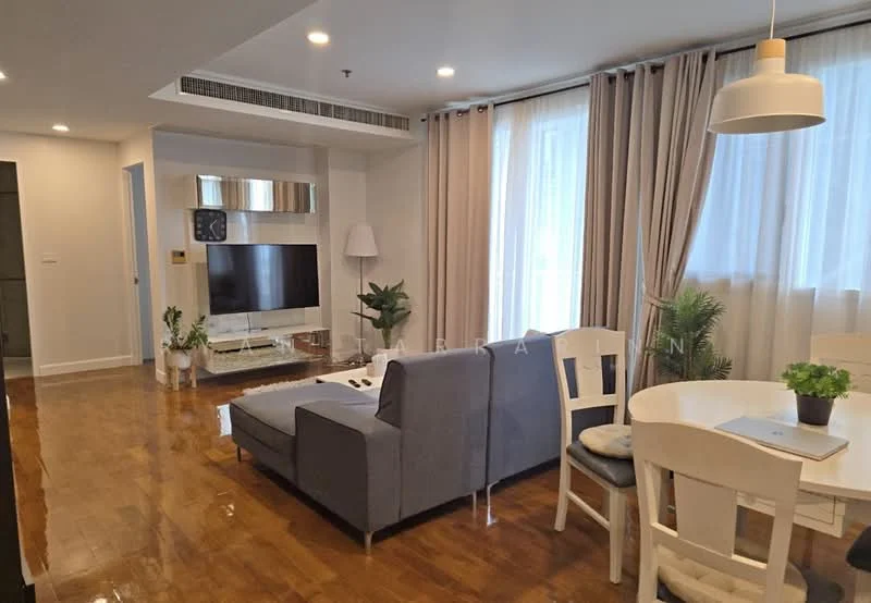 2 Bedroom condo in Baan Siri 31