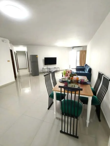 3 Bedroom condo in SV City Rama 3