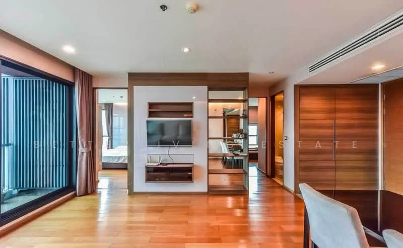 2 Bedroom condo in The Address Sathorn