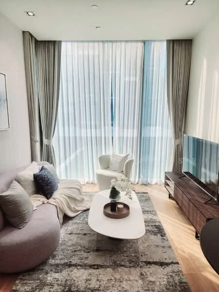 1 Bedroom condo in 28 Chidlom