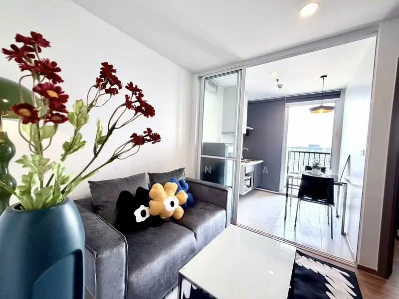 1 Bedroom condo in The Base Sukhumvit 77