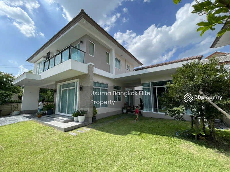 4 Bedroom condo in Casa Premium On Nut-Wongwaen