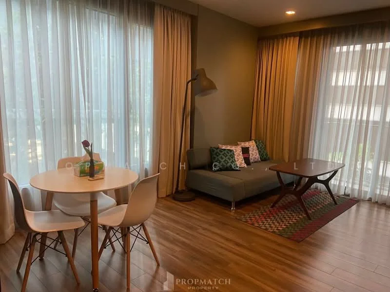 1 Bedroom condo in CEIL by Sansiri