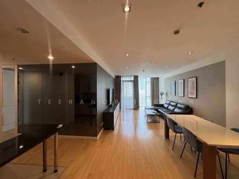 2 Bedroom condo in Athenee Residence
