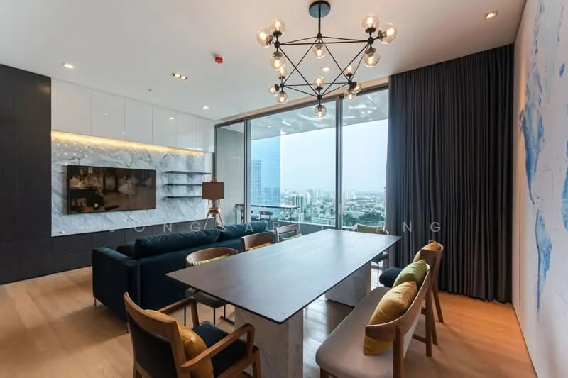 2 Bedroom condo in Saladaeng One