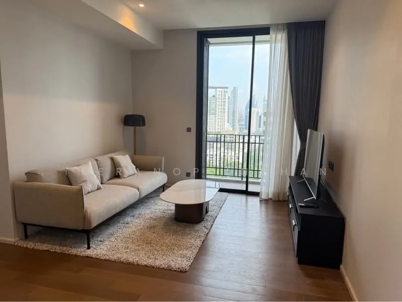 2 Bedroom condo in Muniq Langsuan