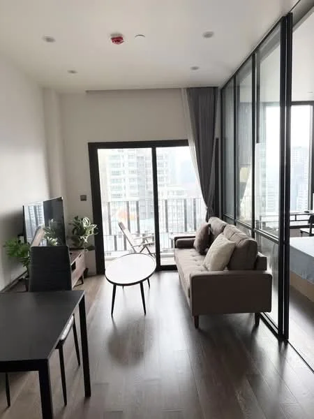 1 Bedroom condo in MUNIQ Sukhumvit 23