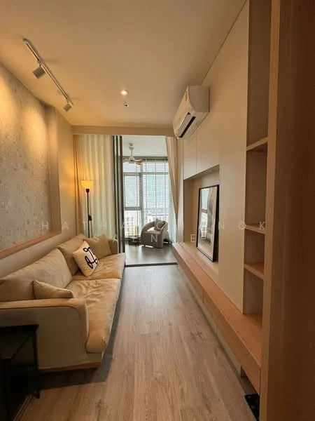 1 Bedroom condo in Rhythm Ekkamai Estate