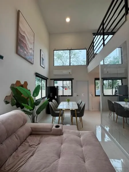 2 Bedroom condo in Altitude Kraf Bangna