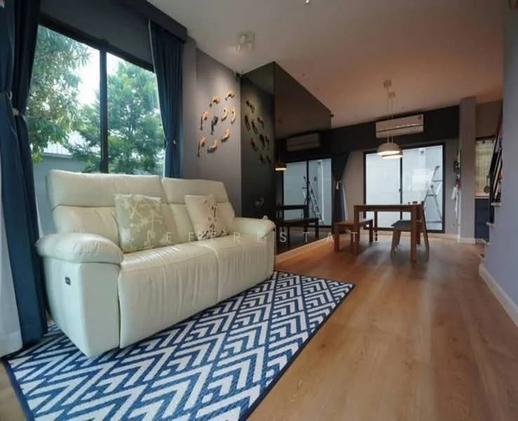 4 Bedroom condo in Nirati Bangna