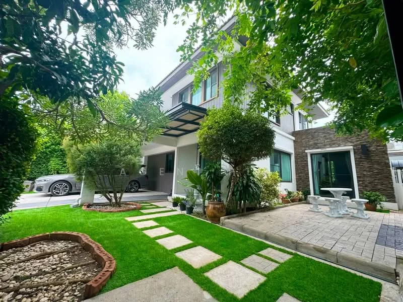 4 Bedroom condo in Mantana Bangna Km.7