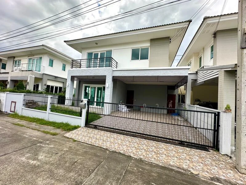 3 Bedroom condo in Kunalai Proud Baan Kluay-Sai Noi