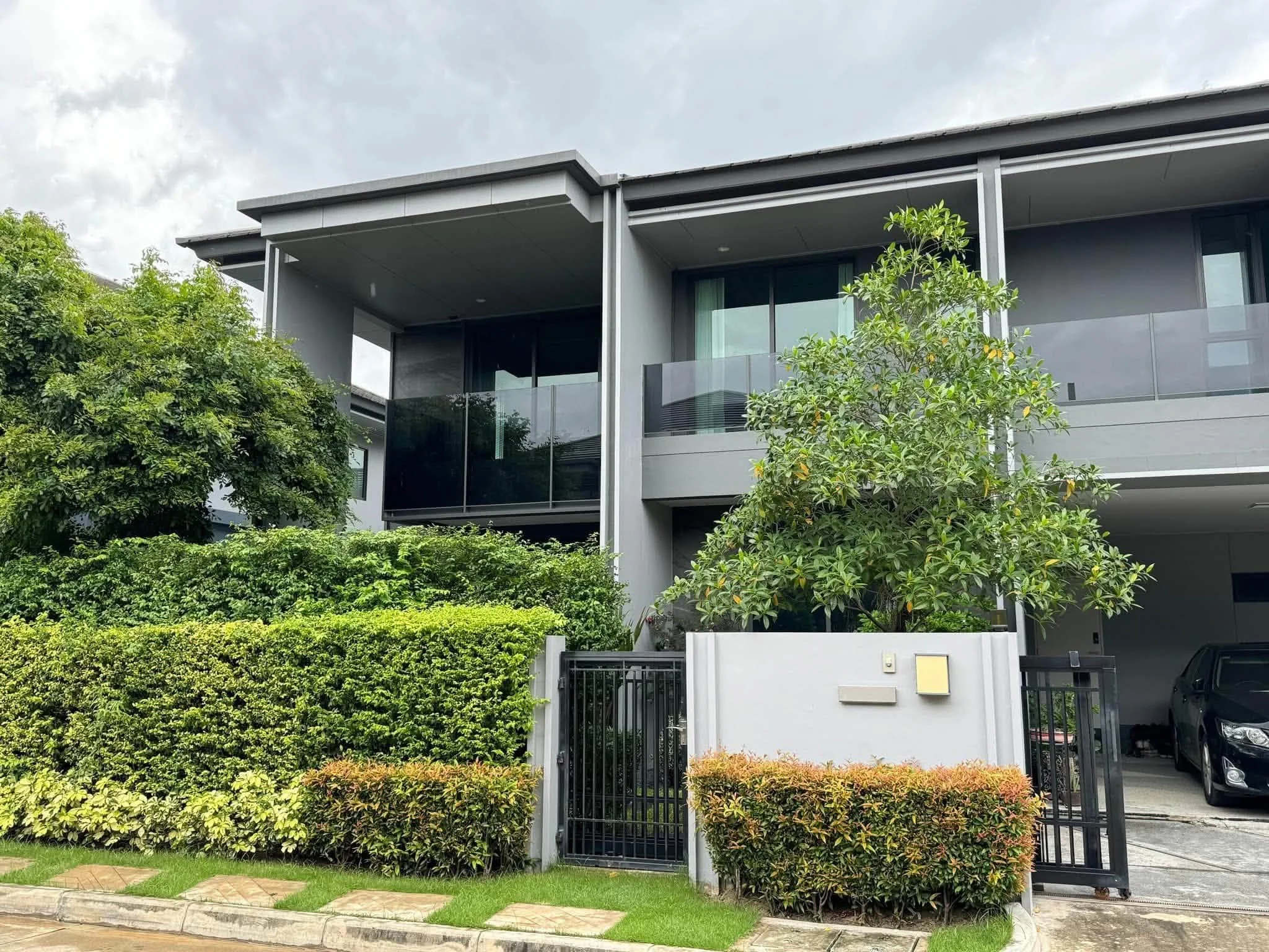 4 Bedroom condo in Setthasiri-Krungthep Kreetha 2