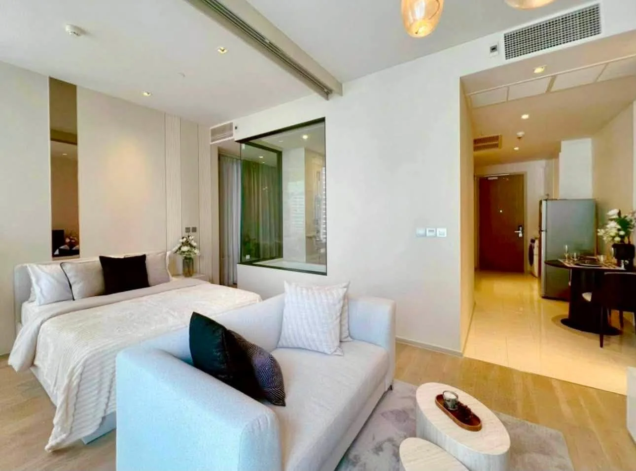 1 Bedroom condo in ASHTON Silom