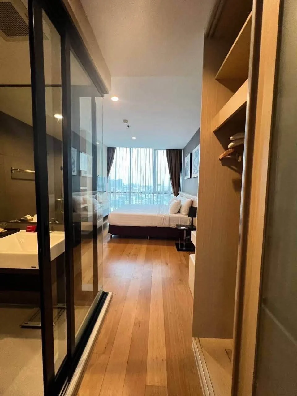 2 Bedroom condo in UP Ekamai